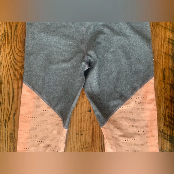 Under armour heat gear leggings - Picture 7 of 8